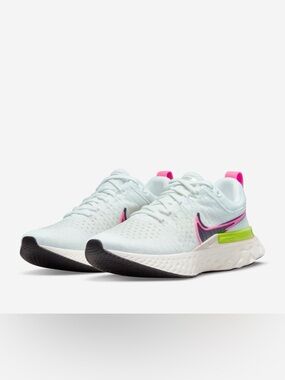 New in Box Nike React Infinity Run Running Shoes in Volt Pink Glow Size 9.5